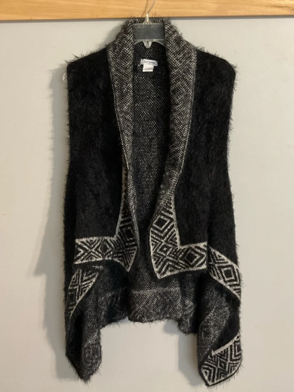 Just Jamie Faux Mohair Open-Front Sweater Vest - Black & White Hi-Low M/L